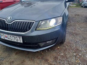 Škoda octavia combi  1.6 77kW 105 koní  AT/7 DSG - 19