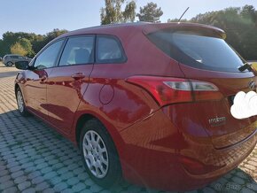 Predám Hyundai i30 CW 1.6crdi 81kw r.2013 - 19