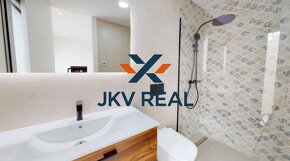 JKV REAL ponúka na predaj NÁDHERNÉ LUXUSNÉ VILKY MEDZI GOLFO - 19