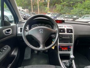 Peugeot 307 SW 1.6 HDI 80kW 7 míst klima panorama 2006 - 19