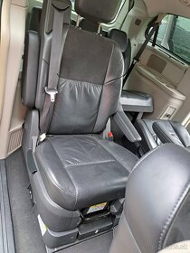 Rozpredam Chrysler grand voyager 2,8crdi RT - 19