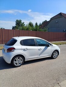 Peugeot 208 rocnik 2018 vo vysokej výbave - 19