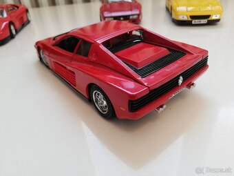 1:24 Bburago 4ks FERRARI modely 80 roky - 19