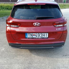 Hyundai i30 kombi 1,5 DPI 81kw výbava Play. - 19