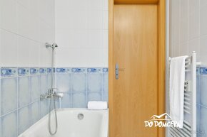 DO DOMČEKA | REZERVOVANÉ Svetlý apartmán s terasou a výhľado - 19