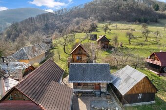 Na predaj nádherný vidiecky dom po kompletnej rekonštrukcii, - 19