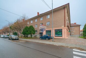 PREDAJ - 2 izbový byt (66m2) - ul.D.Štubňu, Nové Mesto nad V - 19