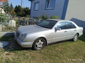 Predám Mercedes Benz E300 (W210) - 19