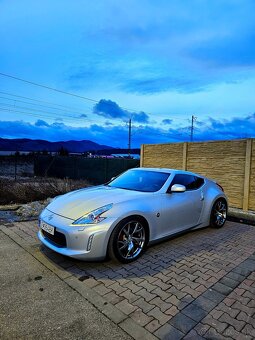 Nissan 370z  /3.7 V6 / 2014 /automat / - 19