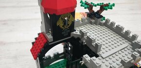 LEGO SYSTEM 6082 Fire Breathing Fortress - 19