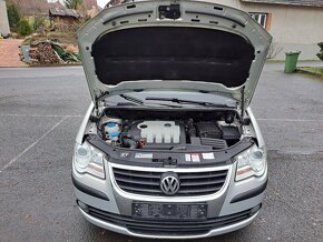 VW TOURAN 1.9TDi 77KW,6rychl.r.2009,PO STK,PO VELKÉM SERVISU - 19