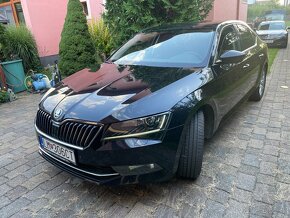 Škoda Superb 2.0 TDI Ambition 2016 - 19