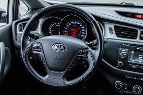 Kia Cee´d 1.4 CVVT Team Slovakia Edition - 19