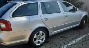 ŠKODA OCTAVIA 1.6 MPi (zadní oknav elektrice) - 19