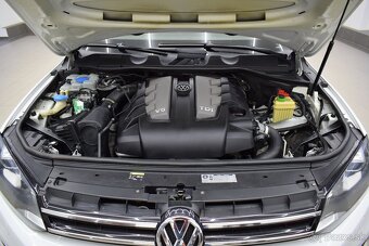 Volkswagen Touareg 3,0 TDI 180 kW,R-Line,DSG,ACC,kůže,ČR, - 19