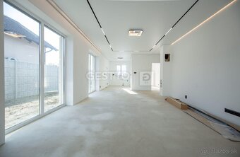 GESTTO | 4-IZBOVÁ NOVOSTAVBA RD NA PREDAJ | HOLODOM | 431m² - 19