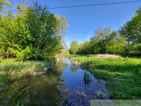 Rozľahlý pozemok na samote vhodný na stavbu blízko vinársk - 19