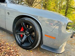 Dodge Challenger Hellcat Hemi SRT 717hp - 19