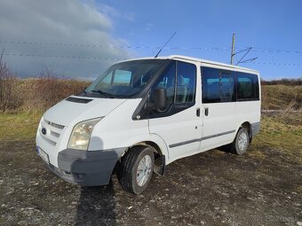 Predám Ford Tourneo 2,2, 74kW, 9 miest, model 2012 - 19