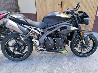 TRIUMPH Speed Triple RS 4/2021 - 19