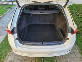 ŠKODA OCTAVIA Combi 2,0TDI DSG IV  LED MATRIX FULL ASIST AC - 19