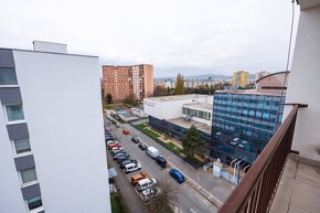 3 izbový byt 55 m2+6 m loggiaRosná ul., Košice-Juh, 7.posch. - 19