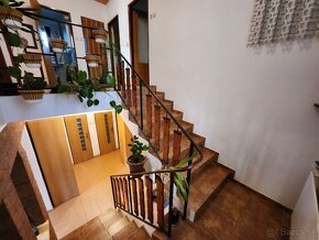 RD s rovnou strechou po čiastočnej rek., poz.430 m2, Bojná. - 19