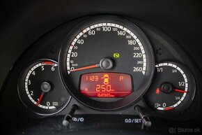 Volkswagen Beetle 2.0 TDI Sport DSG - 19