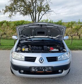 Renault Megane 1.4 16V 72KW/98PS R.V.04/2005 - 19