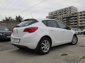 Opel Astra 1.4 ecoFLEX Enjoy - 19