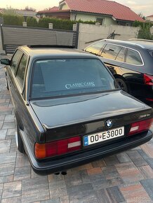 Bmw e30 coupe 318is - 19