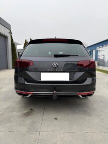 Volkswagen Passat Variant 2.0 TDI EVO Elegance DSG panorama - 19