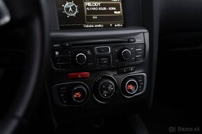 Citroën C4 1.6 HDi Exclusive, LED, po servise, garažované - 19