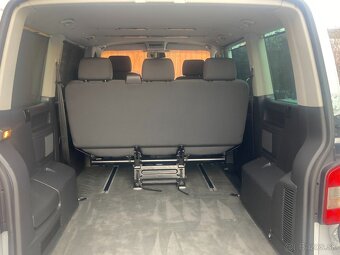 VOLKSWAGEN CARAVELLE 2,5 TDi - 19