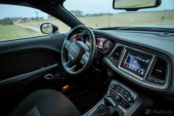 DODGE CHALLENGER R/T 5.7 V8 2023/3 28800km - 19