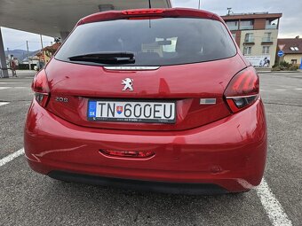 Peugeot 208 na predaj - 19