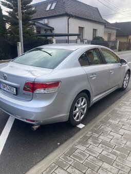 Toyota Avensis - 19