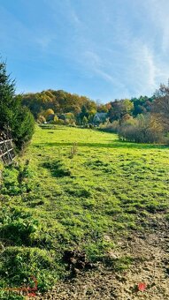 Exkluzívne pozemky  s nehnuteľnosťami v nádhernom horskom pr - 19