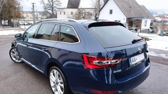 Škoda Superb combi 3 sportline 2,0tdi,, 4X4. - 19