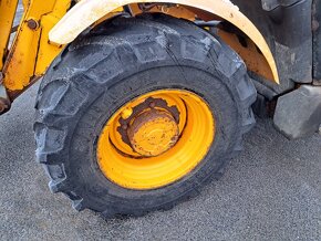 JCB 530-70 4X4 - 19