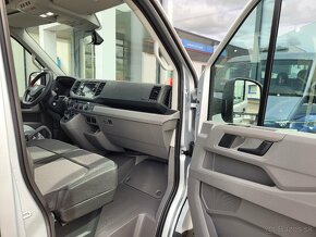 Volkswagen Crafter 2.0 TDI DSG 130kW L3 35 FWD PO - 19