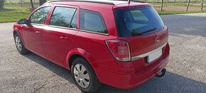 Opel Astra Caravan 1.7 CDTI 74 kw Manuál - 19