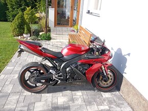 Yamaha R1 v TP 35kW - 19