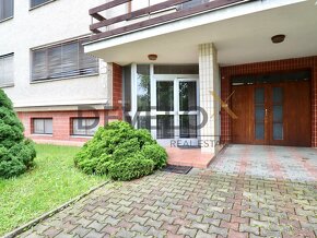 Na predaj 5-izbový rodinný dom s garážou v Žiari nad Hronom - 19