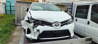 Toyota Auris Touring Sport 1,6 - 19