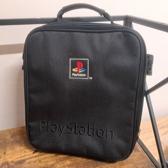 Predám hernú konzolu PlayStation 1 + hry PS1 🎮🕹️ - 19