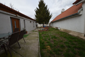 4izb RD, Blatné, pozemok 4,3á, všetky siete, centrum - 19