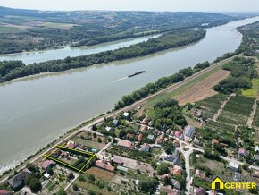 NA PREDAJ KRÁSNY RODINNÝ DOM S BAZÉNOM A S VÝHĽADOM NA DUNAJ - 19