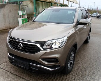 SsangYong Rexton 2.2L 4x4 7-miestne 1.Majiteľ - 19