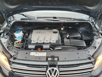 VW TOURAN 1.6 CRTDI 77KW MT6 ELEGANCE - 19